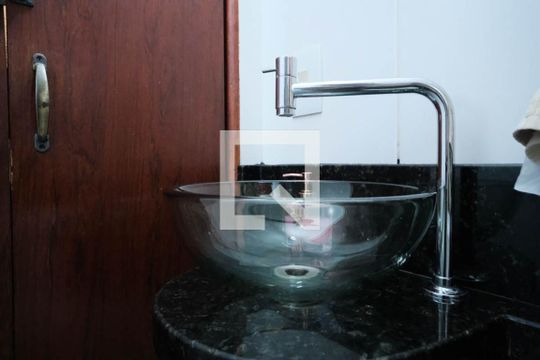 Lavabo de casa à venda com 3 quartos, 100m² em Jardim Matarazzo, São Paulo