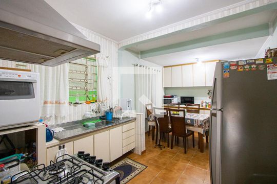 Cozinha de casa à venda com 3 quartos, 175m² em Parque Industriario, Santo André
