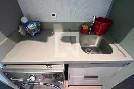 Área de Serviço de apartamento à venda com 1 quarto, 50m² em Pinheiros, São Paulo