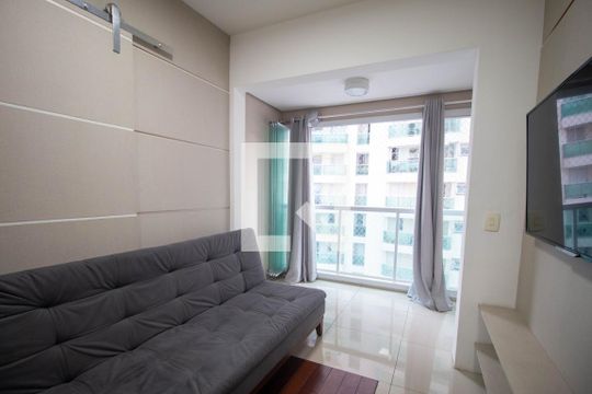 Sala de apartamento à venda com 1 quarto, 38m² em Santo Amaro, São Paulo