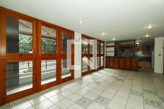 Área comum - Salão de festas de apartamento à venda com 3 quartos, 108m² em Petrópolis, Porto Alegre