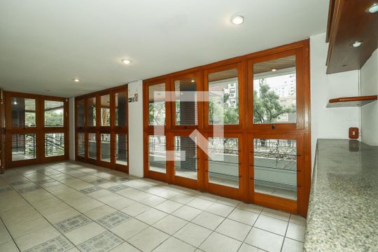 Área comum - Salão de festas de apartamento à venda com 3 quartos, 108m² em Petrópolis, Porto Alegre