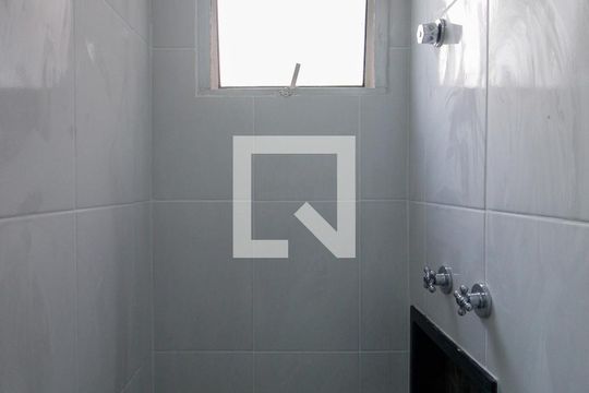 Banheiro de apartamento à venda com 2 quartos, 40m² em Jardim Umarizal, São Paulo