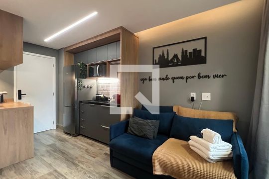 Sala de kitnet/studio para alugar com 1 quarto, 27m² em Pinheiros, São Paulo