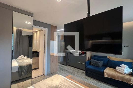 Quarto de kitnet/studio para alugar com 1 quarto, 27m² em Pinheiros, São Paulo