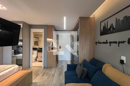 Sala de kitnet/studio para alugar com 1 quarto, 27m² em Pinheiros, São Paulo