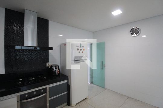 Cozinha de casa à venda com 3 quartos, 450m² em Céu Azul, Belo Horizonte