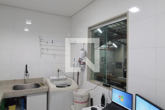 Área de Serviço de casa à venda com 3 quartos, 450m² em Céu Azul, Belo Horizonte