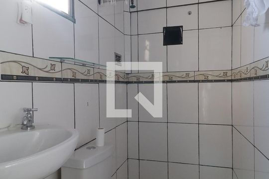 Banheiro 2 de casa para alugar com 2 quartos, 101m² em Engenho de Dentro, Rio de Janeiro