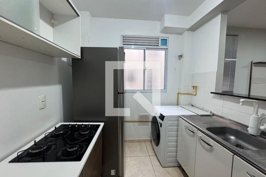 Cozinha de apartamento à venda com 2 quartos, 45m² em Santo Andre, São Leopoldo