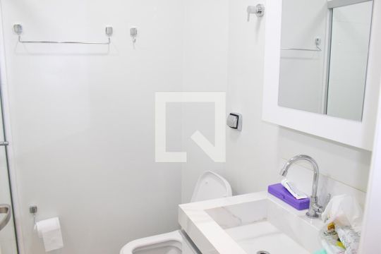 Banheiro de apartamento para alugar com 1 quarto, 45m² em Santa Cecilia, São Paulo