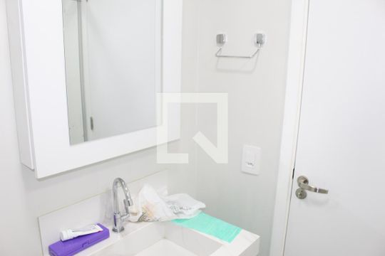 Banheiro de apartamento para alugar com 1 quarto, 45m² em Santa Cecilia, São Paulo