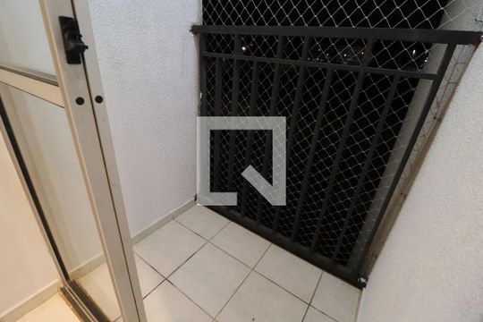 Sacada de apartamento para alugar com 2 quartos, 45m² em Mansour, Uberlândia