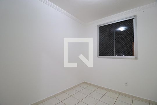 Quarto 1 de apartamento para alugar com 2 quartos, 45m² em Mansour, Uberlândia