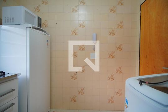 Cozinha de kitnet/studio à venda com 1 quarto, 34m² em Centro, Novo Hamburgo