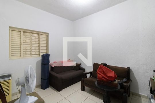 Casa 2 - Quarto 1 de casa para alugar com 3 quartos, 220m² em Vila Moreira, Guarulhos