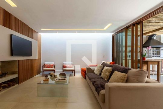Sala de casa à venda com 4 quartos, 380m² em Brooklin, São Paulo