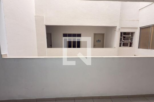 Vista da Sala de apartamento para alugar com 1 quarto, 43m² em Vila Tupi, Praia Grande