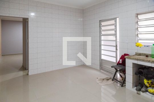 Cozinha de casa para alugar com 1 quarto, 50m² em Vila Bremen, Guarulhos
