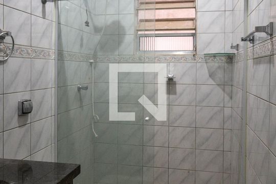 Banheiro de casa para alugar com 1 quarto, 50m² em Vila Bremen, Guarulhos