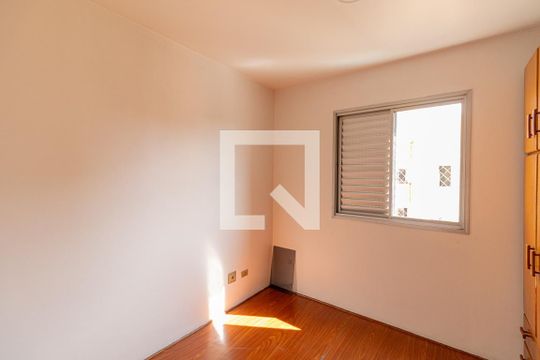 Quarto 1 de apartamento à venda com 2 quartos, 54m² em Jardim Arize, São Paulo