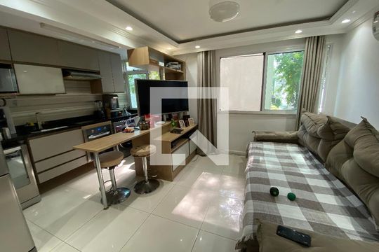 Apartamento à venda com 3 quartos, 64m² em Jacarepaguá, Rio de Janeiro