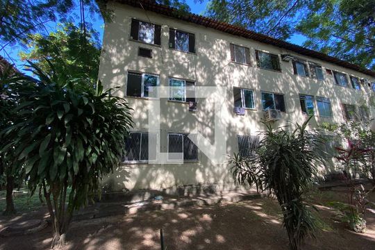 Fachada de apartamento à venda com 3 quartos, 64m² em Jacarepaguá, Rio de Janeiro