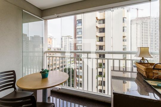 Varanda de apartamento à venda com 2 quartos, 55m² em Vila Olímpia, São Paulo