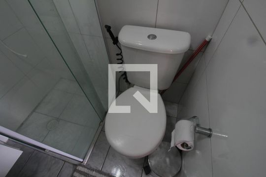 Banheiro de apartamento à venda com 3 quartos, 66m² em Super Quadra Morumbi, São Paulo