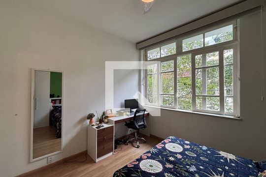 Suíte de apartamento à venda com 2 quartos, 90m² em Copacabana, Rio de Janeiro
