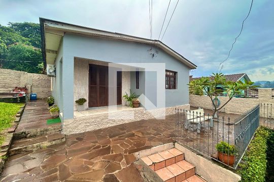 Fachada de casa à venda com 2 quartos, 88m² em Rincão, Novo Hamburgo