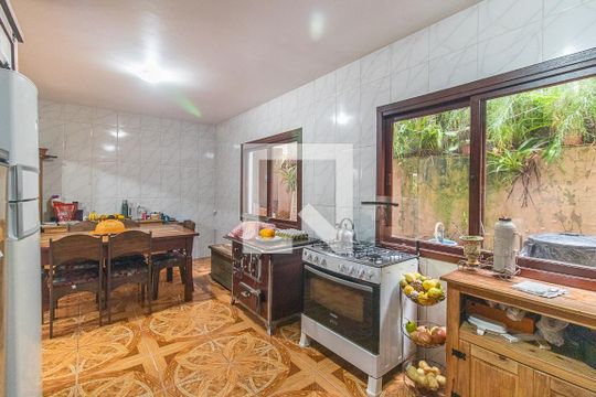 Cozinha de casa à venda com 4 quartos, 300m² em Vila Conceição, Porto Alegre