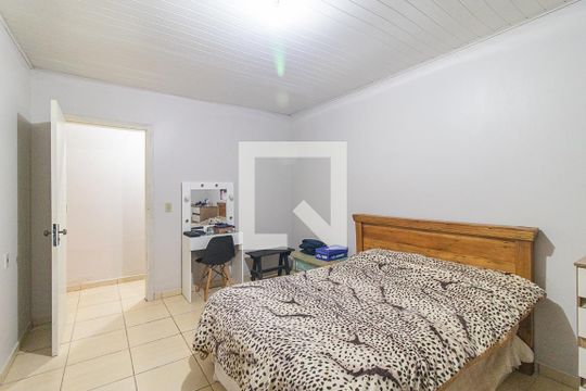 Quarto 1 - Casa 2 de casa à venda com 4 quartos, 300m² em Vila Conceição, Porto Alegre