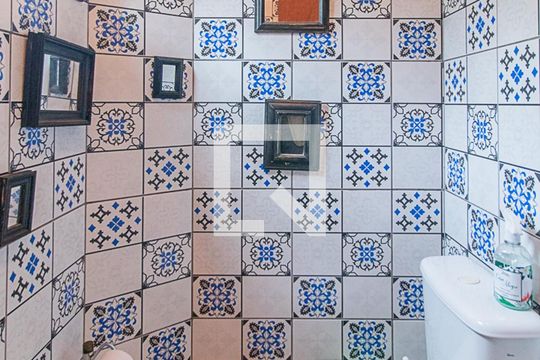Lavabo de casa à venda com 4 quartos, 300m² em Vila Conceição, Porto Alegre