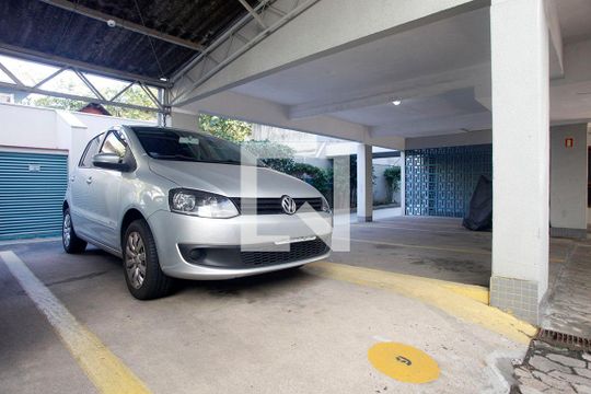 Box Garagem de apartamento à venda com 2 quartos, 159m² em Centro Histórico, Porto Alegre
