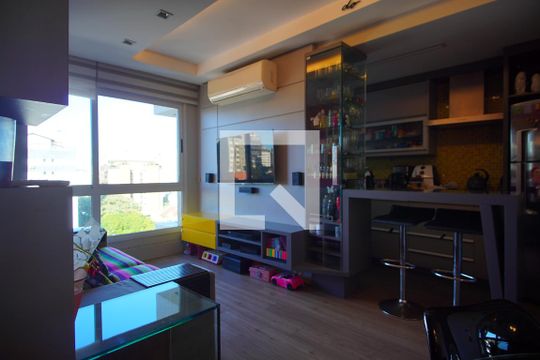 Sala de apartamento à venda com 2 quartos, 65m² em Petrópolis, Porto Alegre