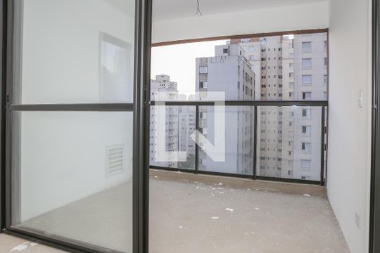 Sacada de kitnet/studio à venda com 1 quarto, 37m² em Pompeia, São Paulo