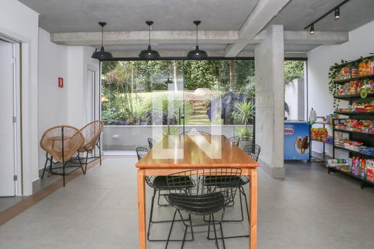 Área comum de kitnet/studio à venda com 1 quarto, 37m² em Vila Pompéia, São Paulo