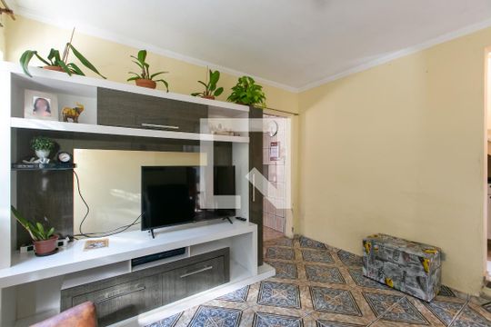 Sala de casa para alugar com 6 quartos, 250m² em Vila Campanela, São Paulo
