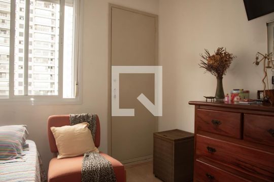 Quarto 1 de apartamento à venda com 2 quartos, 75m² em Vila Mariana, São Paulo