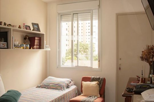Quarto 1 de apartamento à venda com 2 quartos, 75m² em Vila Mariana, São Paulo