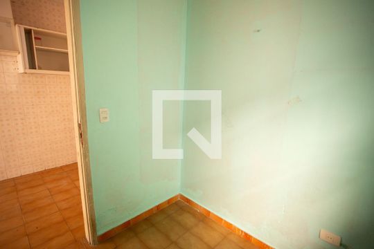 Quarto de Serviço de casa à venda com 3 quartos, 168m² em Vila Vitorio Mazzei, São Paulo