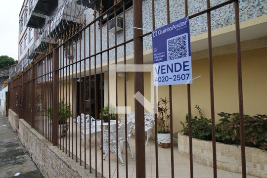 Placa de apartamento à venda com 2 quartos, 72m² em Penha, Rio de Janeiro