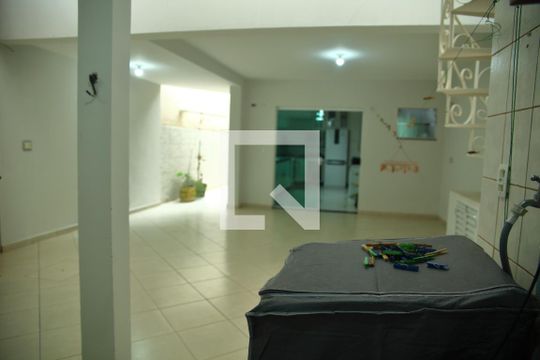 Lavanderia de casa à venda com 3 quartos, 250m² em Suiço, São Bernardo do Campo