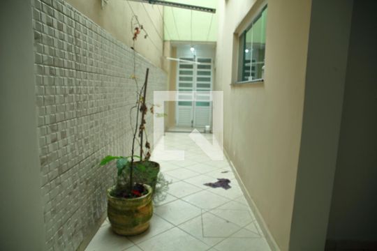 Corredor de casa à venda com 3 quartos, 250m² em Suiço, São Bernardo do Campo
