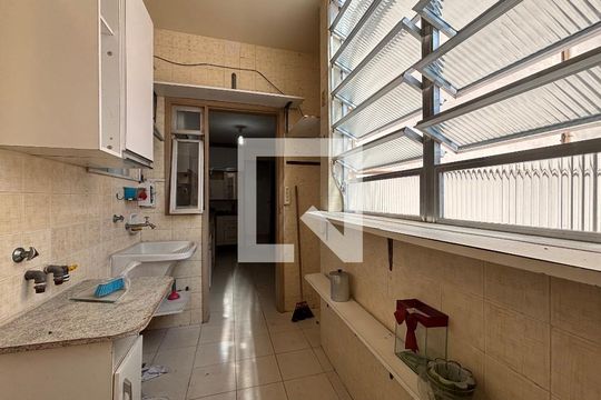 Área de serviço de apartamento à venda com 3 quartos, 120m² em Copacabana, Rio de Janeiro