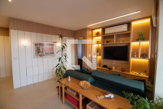 Sala de apartamento à venda com 3 quartos, 108m² em Santo Amaro, São Paulo