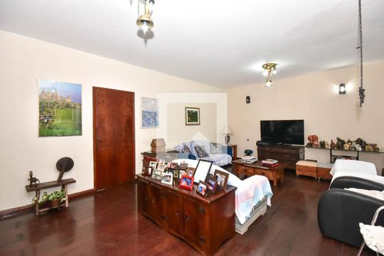 Sala de casa para alugar com 3 quartos, 485m² em Vila Morse, São Paulo