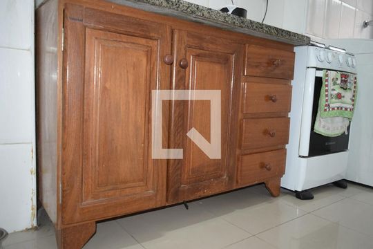 Cozinha de apartamento à venda com 1 quarto, 49m² em Sumarezinho, São Paulo