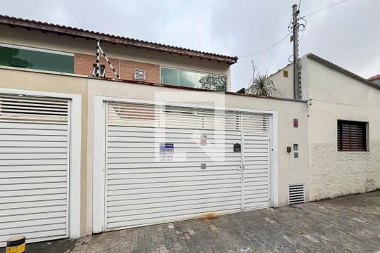 Fachada + plaquinha de casa à venda com 3 quartos, 173m² em Santa Maria, São Caetano do Sul